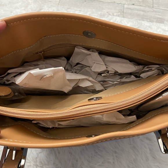 Giani Bernini Saffiano Leather Tote Handbag Blue Brown New - Picture 10 of 10